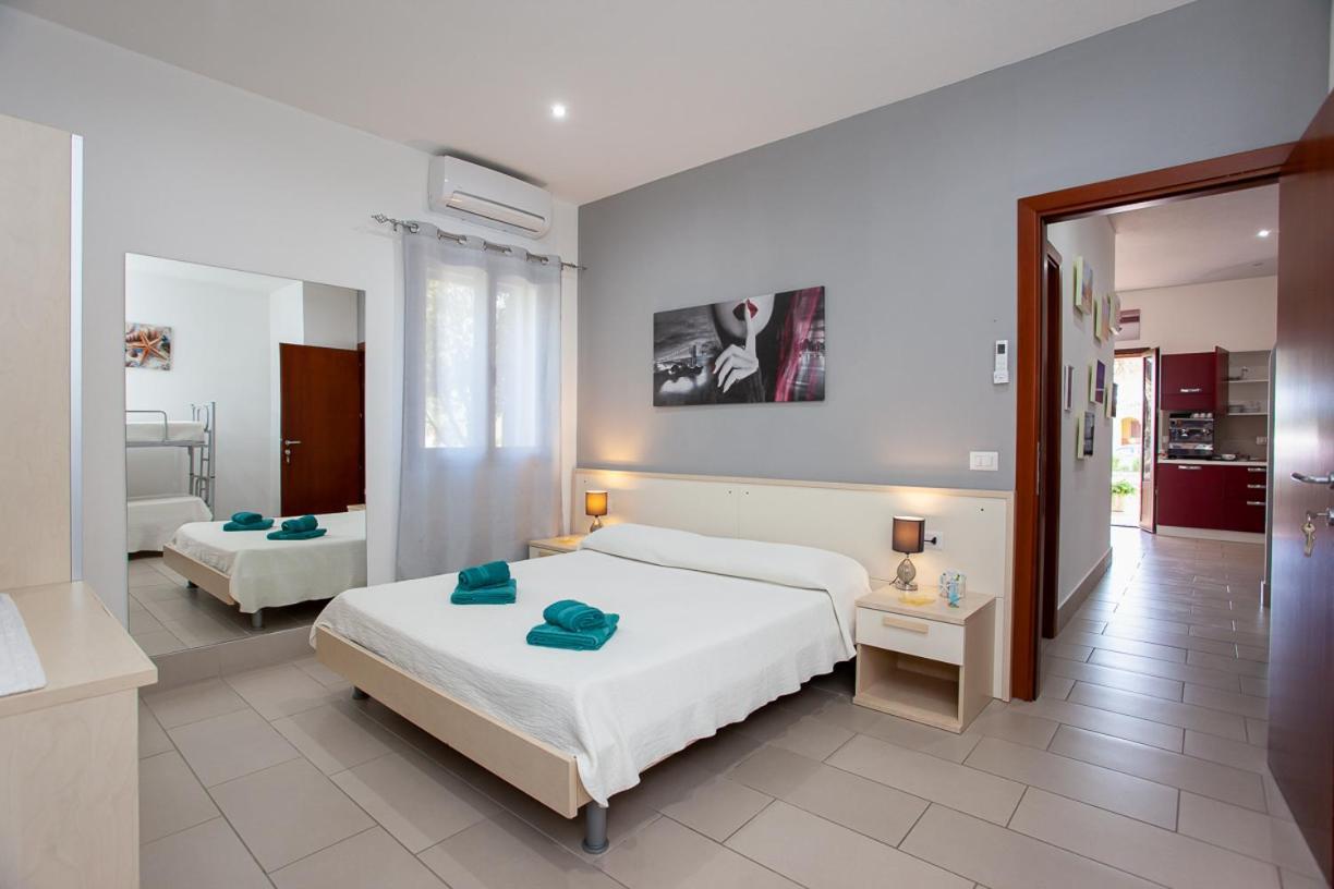 Mivida "Le Stanze Di Ada" Bed & Breakfast San Teodoro  Luaran gambar