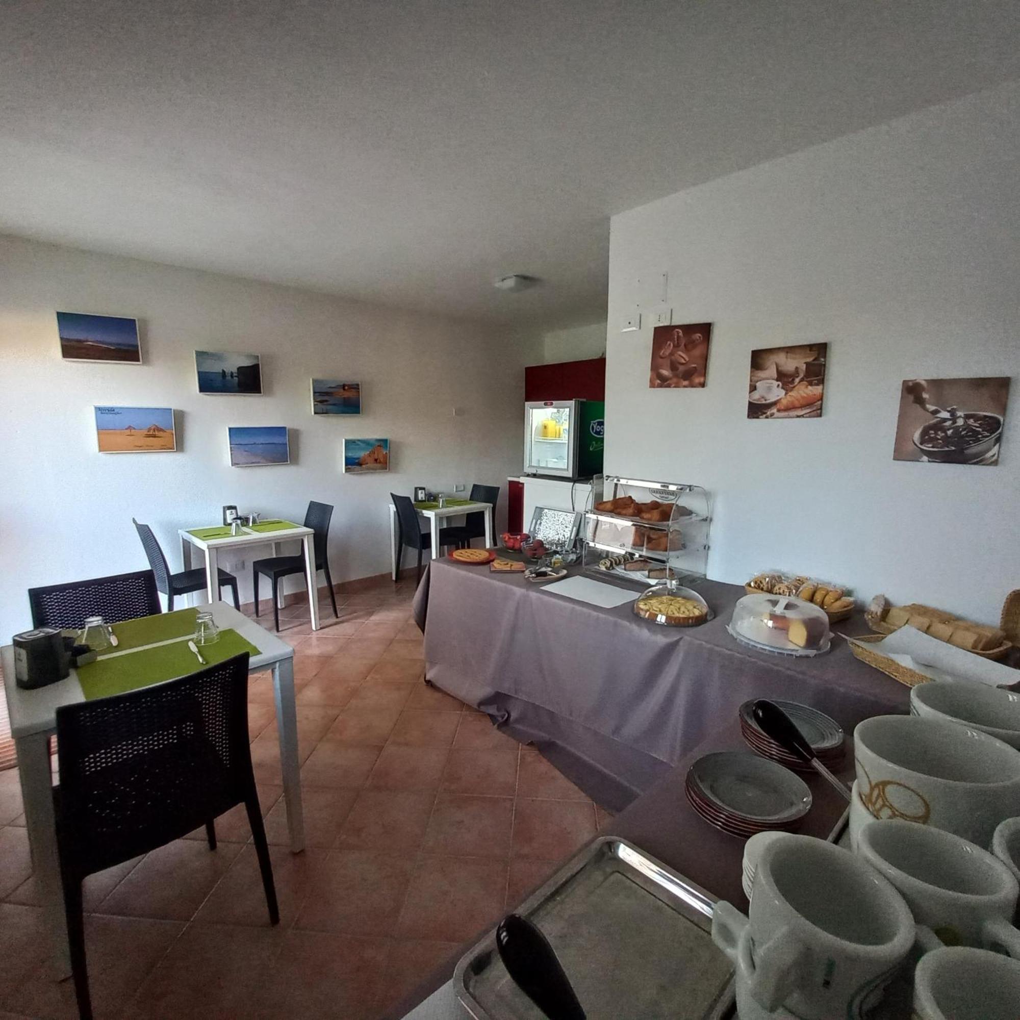 Mivida "Le Stanze Di Ada" Bed & Breakfast San Teodoro  Luaran gambar
